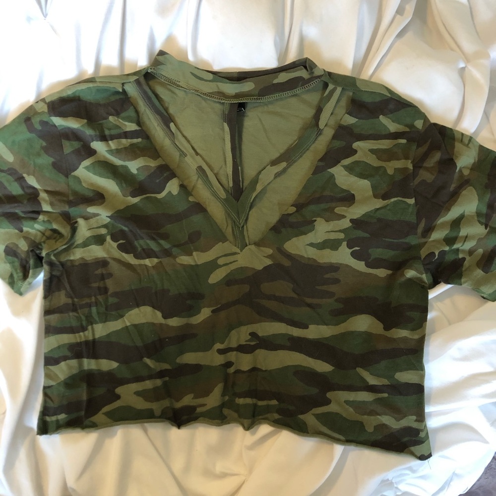 Camo tee